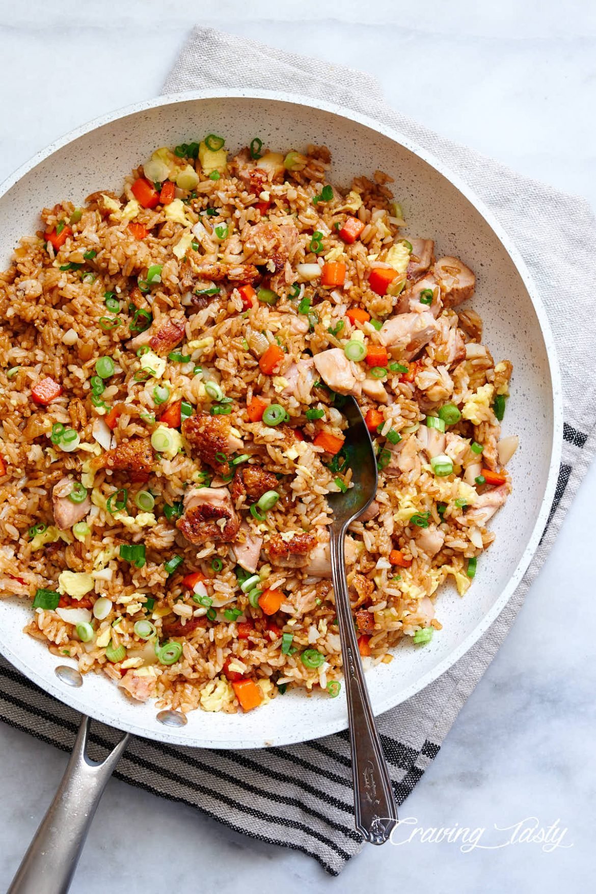 trị sâu lông cho gà đá